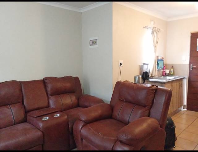 3 BEDROOM HOUSE FOR SALE IN SKY CITY